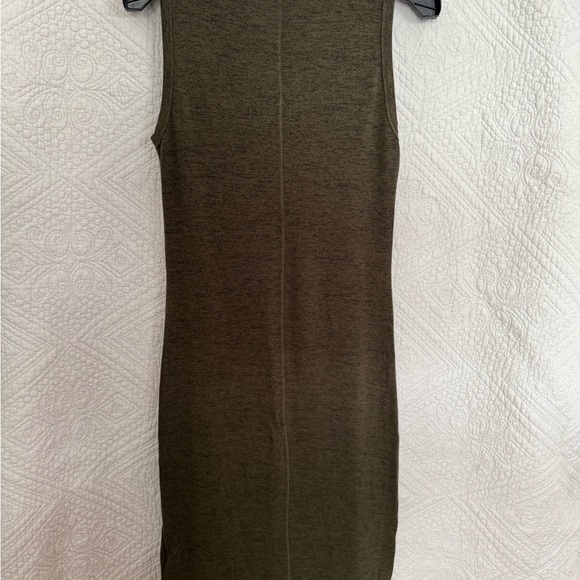 Olive Green Sleeveless Dress - Picture 3 of 4